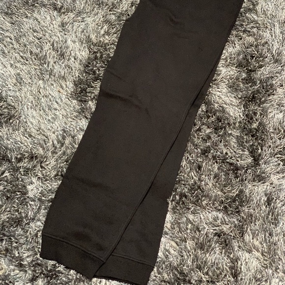 Black Tommy Hilfiger jogger set - Picture 5 of 5